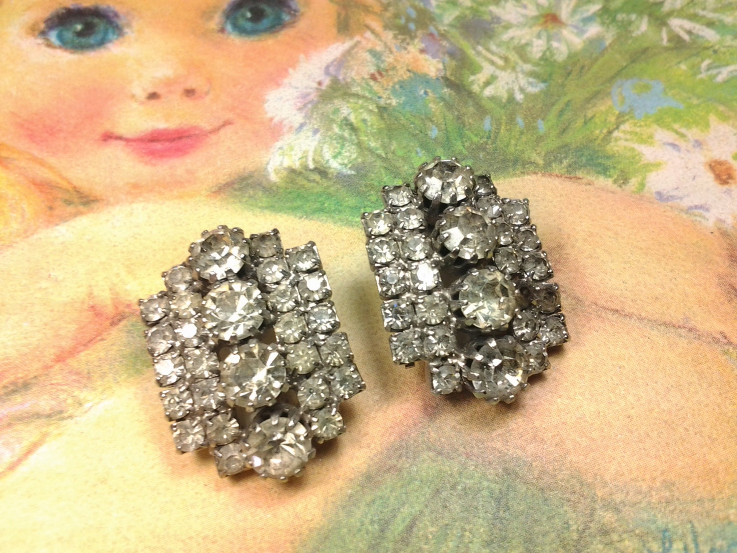 vintage costume jewelry earring rhinestone by VintageJewelryByCJ