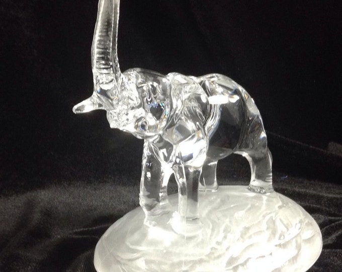 Cristal d'Arques Elephant Lead Crystal Figurine