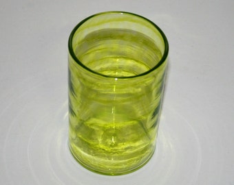 LIME GREEN SPIRAL Glass, Hand Blown Glass Tumbler, Art Glass, Blown Glassware, Blown Drinking Glasses, Hand Blown Glass Art, Green Glassware