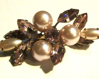 Vintage mid century PEARL and RHINESTONE BROOCH jewelry pin