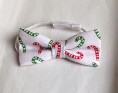 Candy Cane Bow tie, Christmas hair bow Christmas bow tie - pretied bow tie - baby- adult bow tie or hair bow - Red and green Bow Il_170x135