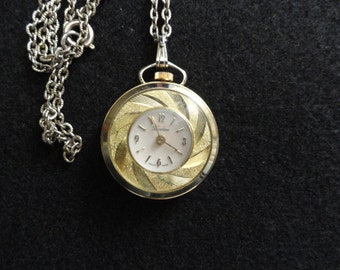 Montre pendentif analogique femme Lucerne Swiss Made ton or