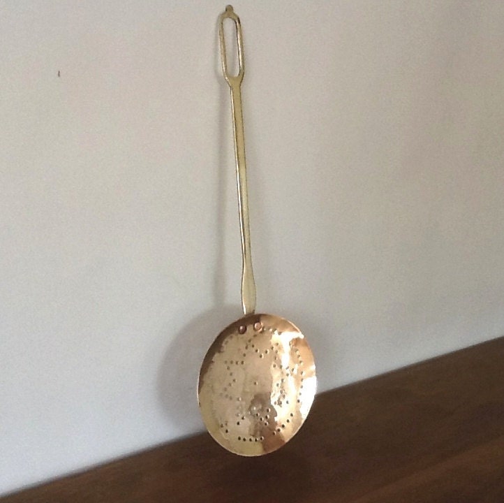 Antique Brass Bed Warmer Sheet Warmer English 1800's