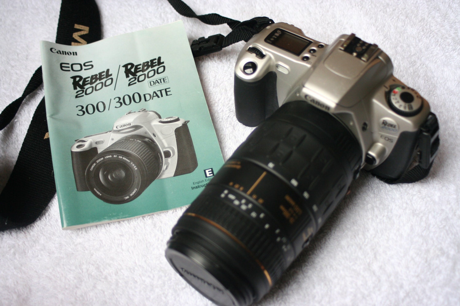 Canon Rebel 2000 Eos Camera