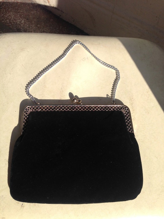 Vintage Small Black Velvet Evening Party Purse Silver Chain