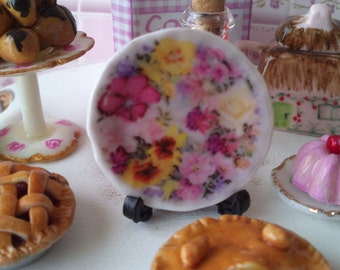 Dolls House miniature 'Pink Flower' Ceramic Plate