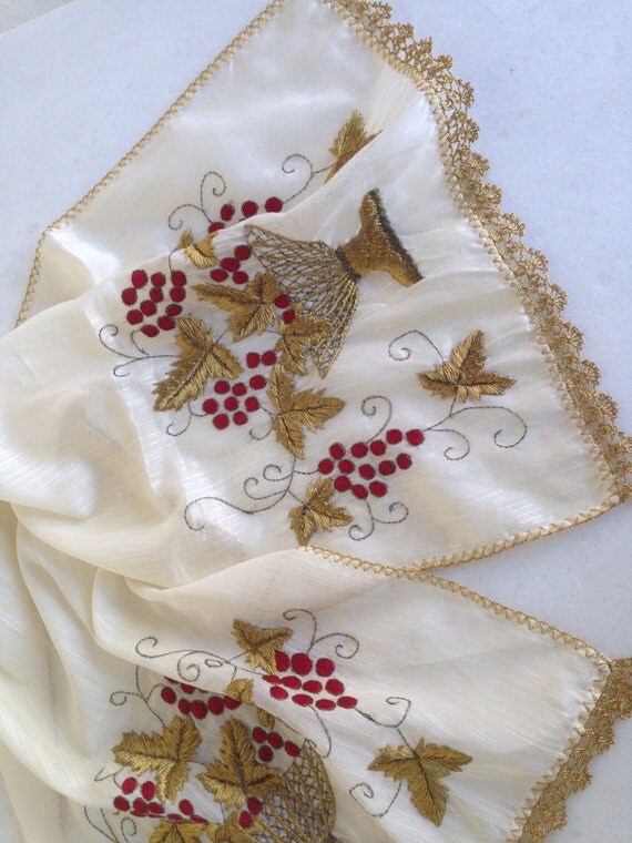 Items similar to Vintage raw silk table runner hand embroidered with