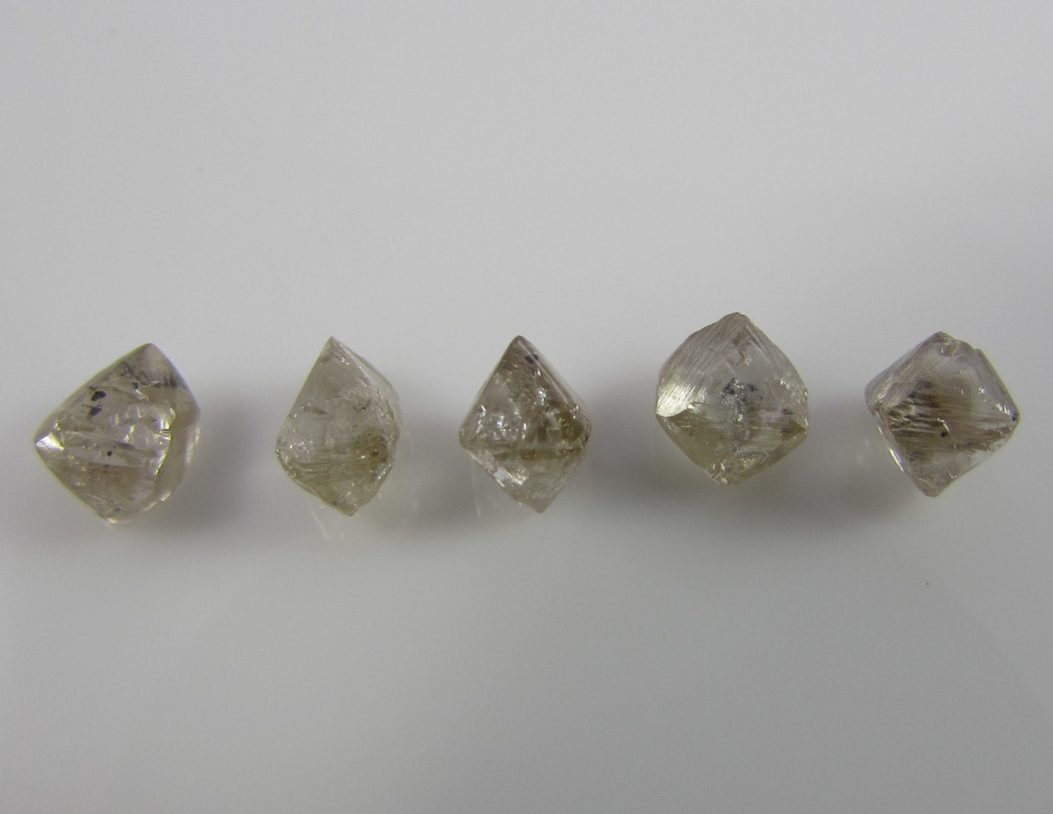 Rough Diamonds Directly From Nature No Cutting Processing Or Polishing Freshly Mined Diamonds Diamonds R Unique