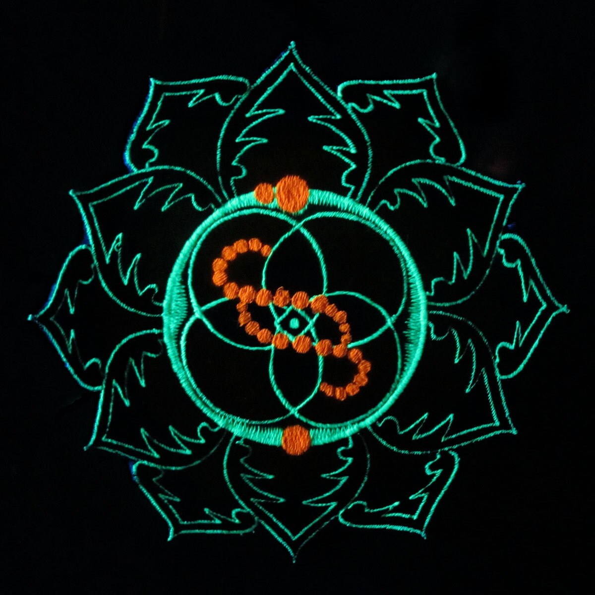 DNA healing crop circle patch flower of life blacklight