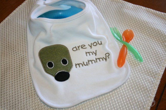 Doctor Who Mummy Mask Applique Bib, Dr Who Baby Bib, Are You My Mummy Bib, The Empty Child