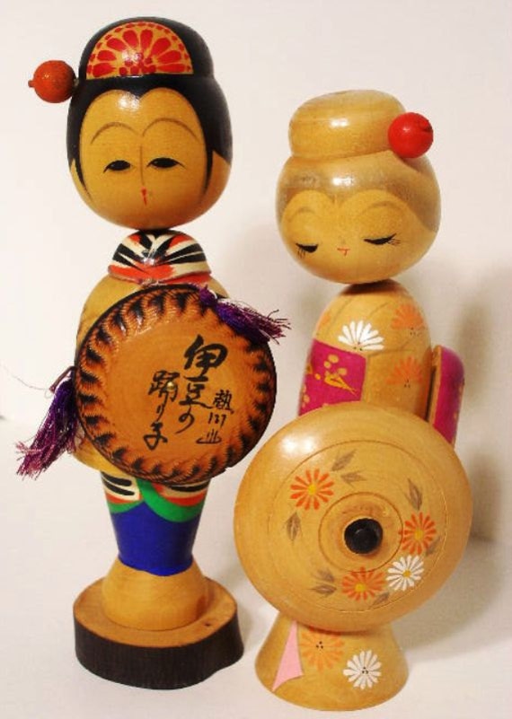 Two Japanese Kokeshi Wooden Dolls Vintage Set In Original Box