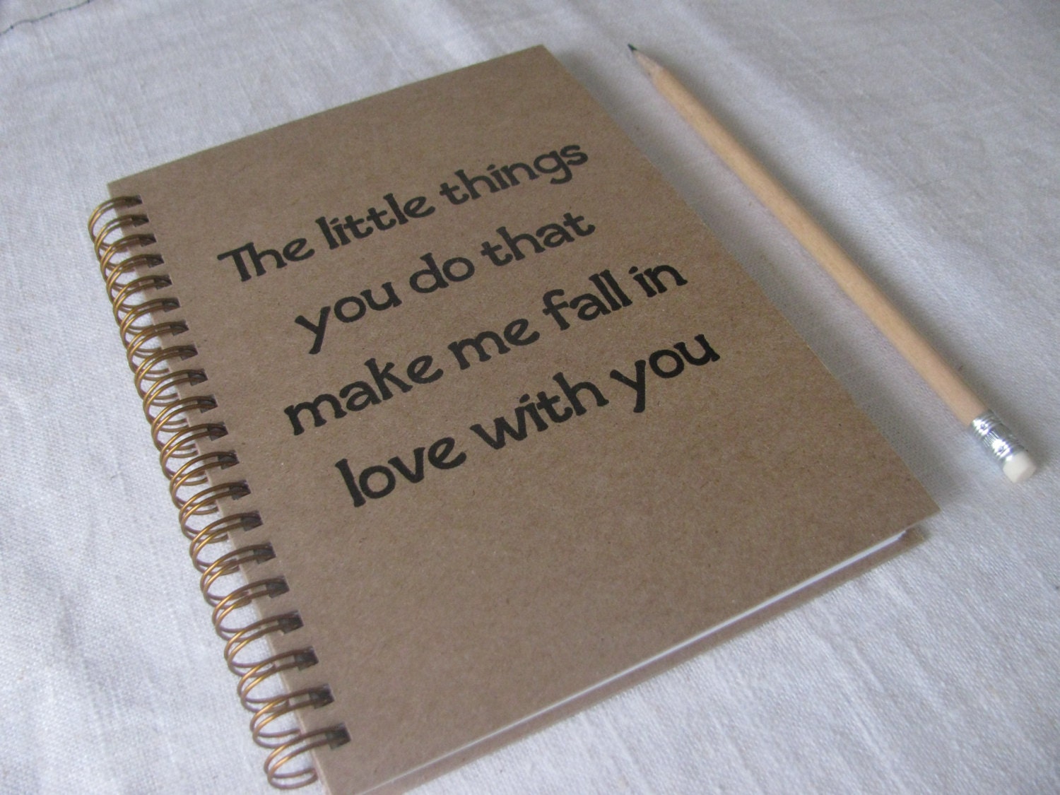 HARD COVER The little things you do that make me fall in