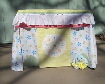 Card table playhouse, yellow and flower print with bunny