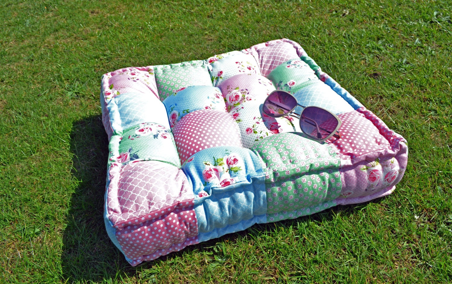 Square Patchwork Quilted Cushion SEWING PATTERN