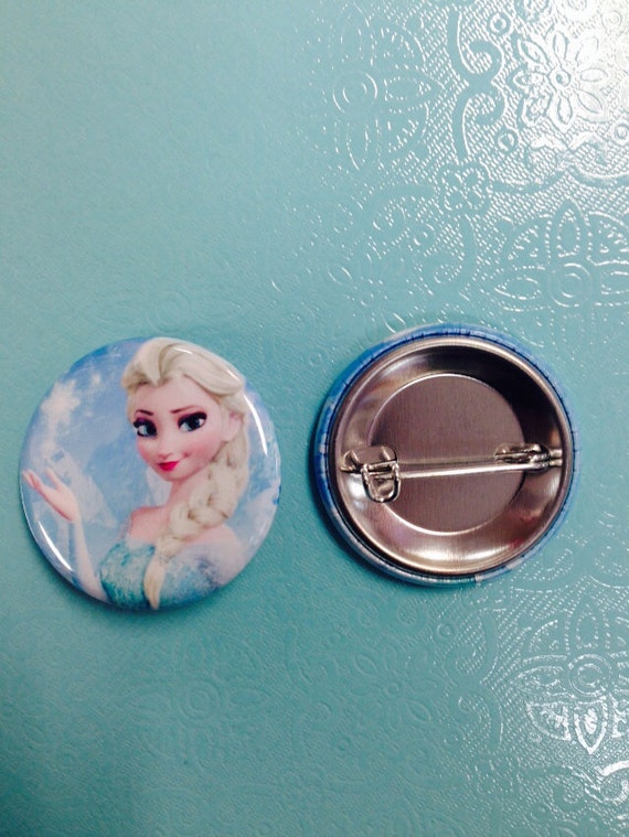 Items similar to Frozen button elsa on Etsy