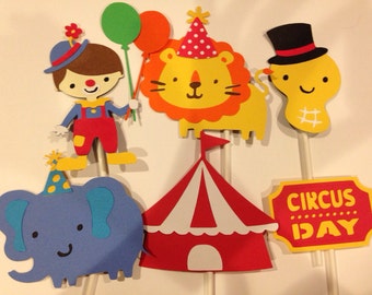 12 Circus Cupcake Toppers