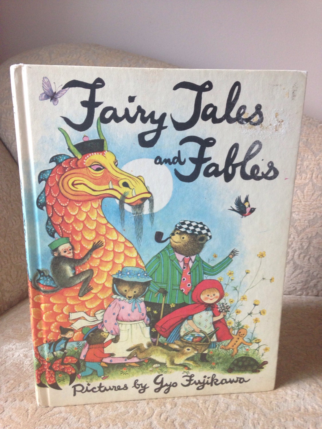 Fairy Tales and Fables Vintage Book 1974 Edition Pictures by