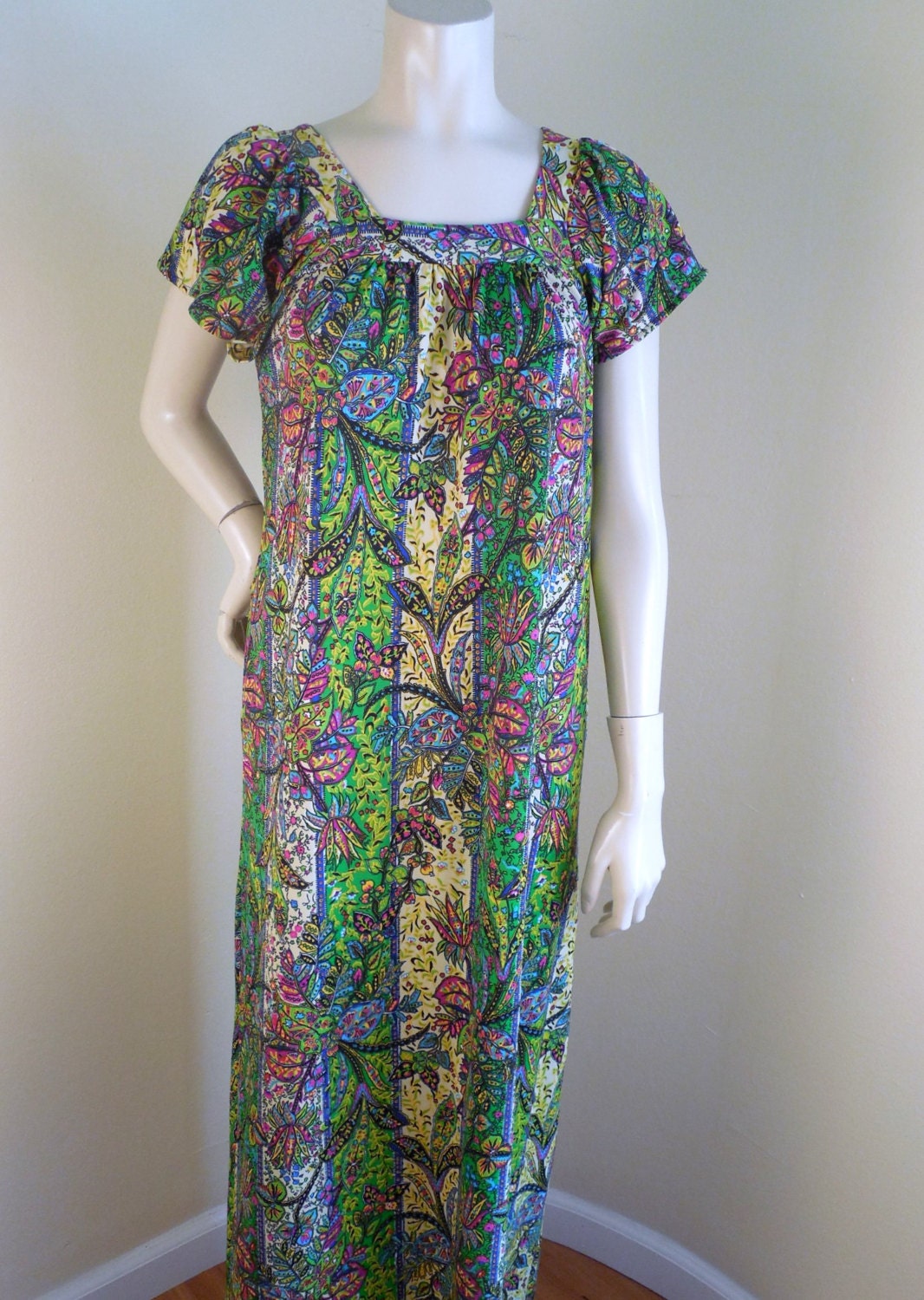 Vintage 60s MuuMuu dress in Psychodelic print by stilettoRANCH