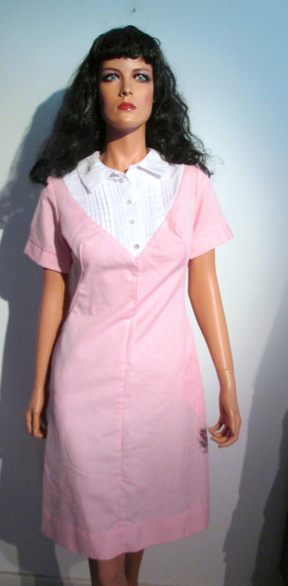 Vintage 1970 Nurse Uniform Dress Short Sleeves Pink And