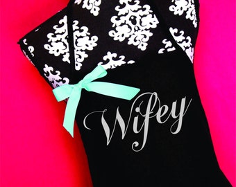 Wifey Bling Apron, Wifey Rhinestone Apron, Mrs. Apron, Bride Apron, Custom Apron, Mrs Bling Apron, Girly Apron, Wifey Gift Wifey Vinyl Apron
