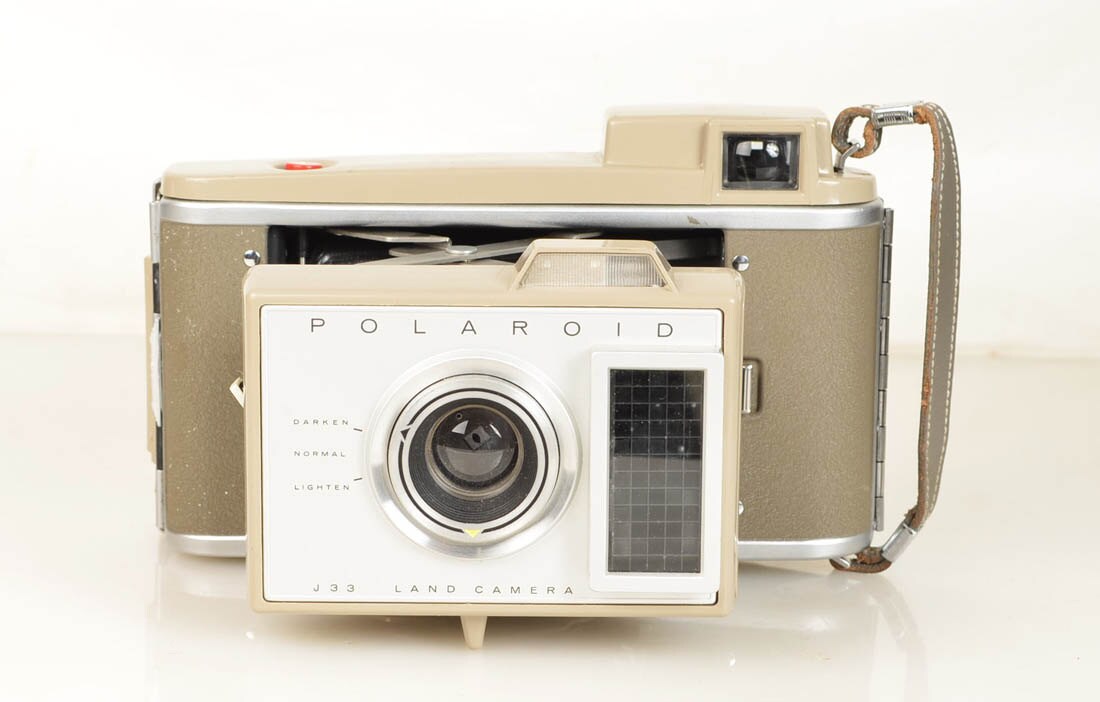 Vintage Polaroid J33 Instant Roll Film Land Camera 1950's