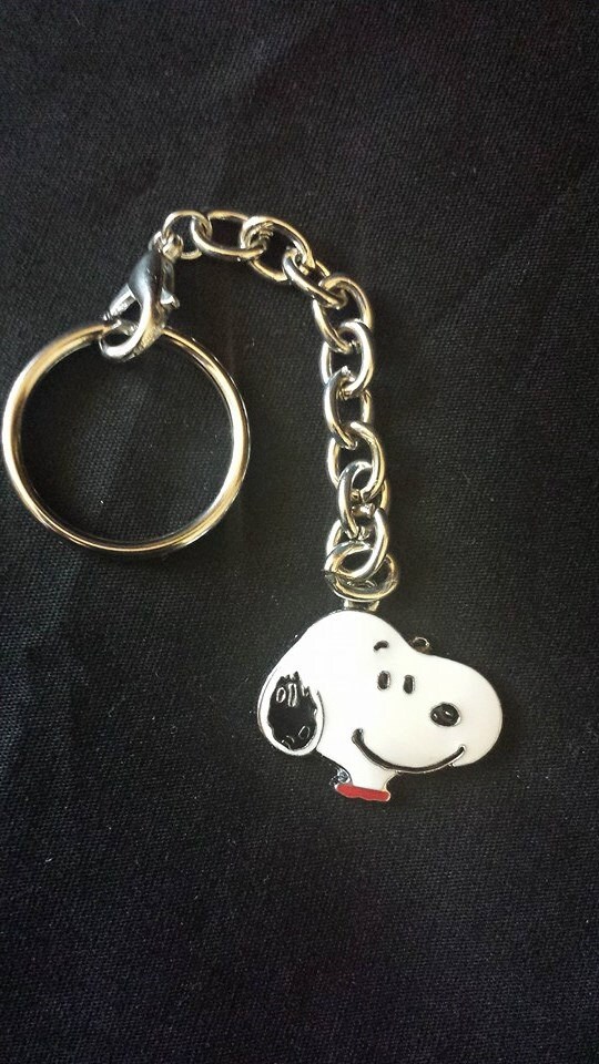 Snoopy Keychain By Jewelryandstuffbylis On Etsy