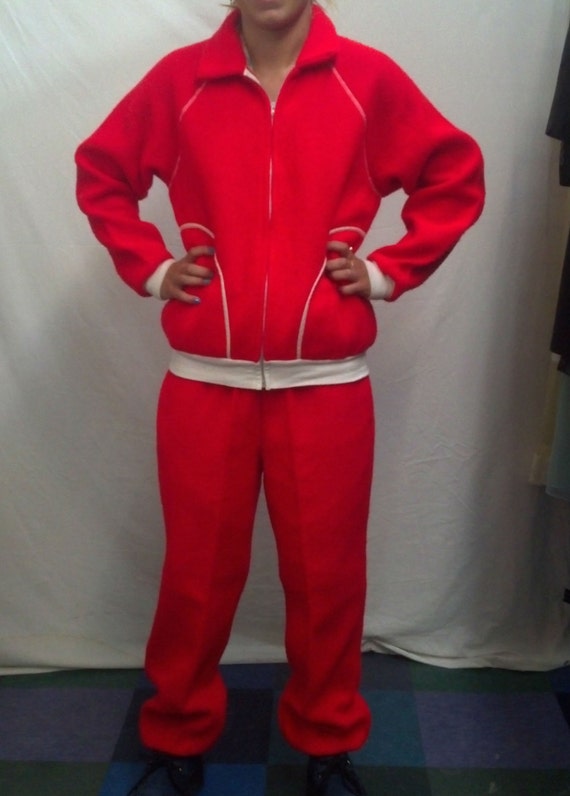 red sweatsuit womens