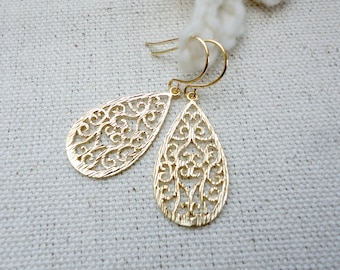 Simple teardrop earrings, Small teardrop earrings, Teardrop filigree, Wedding jewelry, Bridesmaid earrings, Prom jewelry