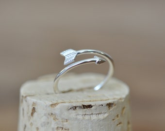 Arrow Ring in Sterling Silver 925 / Sterling Silver Arrow Ring / Minimalist Jewelry / Best Friends Ring / Jamber Jewels