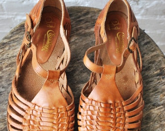 VTG Leather Huarache Sandals by Coasters // sz 11