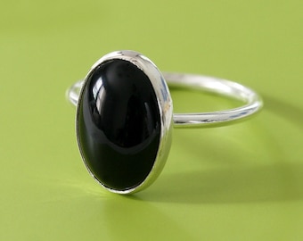 Oval Black Onyx Ring, 10x14 mm, Sterling Silver, Size 2 to 15, Onyx Stacking Ring, Stacker Ring, Stackable Ring, Womens Jewelry, Black Ring