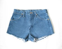 Vintage 80s Wrangler High Waist Denim Cut Off Shorts. Small