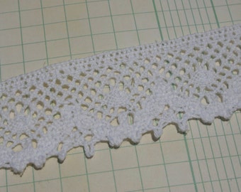 White Cluny Lace - Wide Scallop Crochet Trim - Pattern No. 2 - 1 3/8" Wide