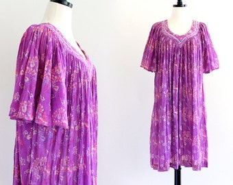 70s India Sheer Cotton Gauze Boho Hippie Caftan Ethnic Festival Gypsy Dress Indian Tent . SML . No.625.11.14.13