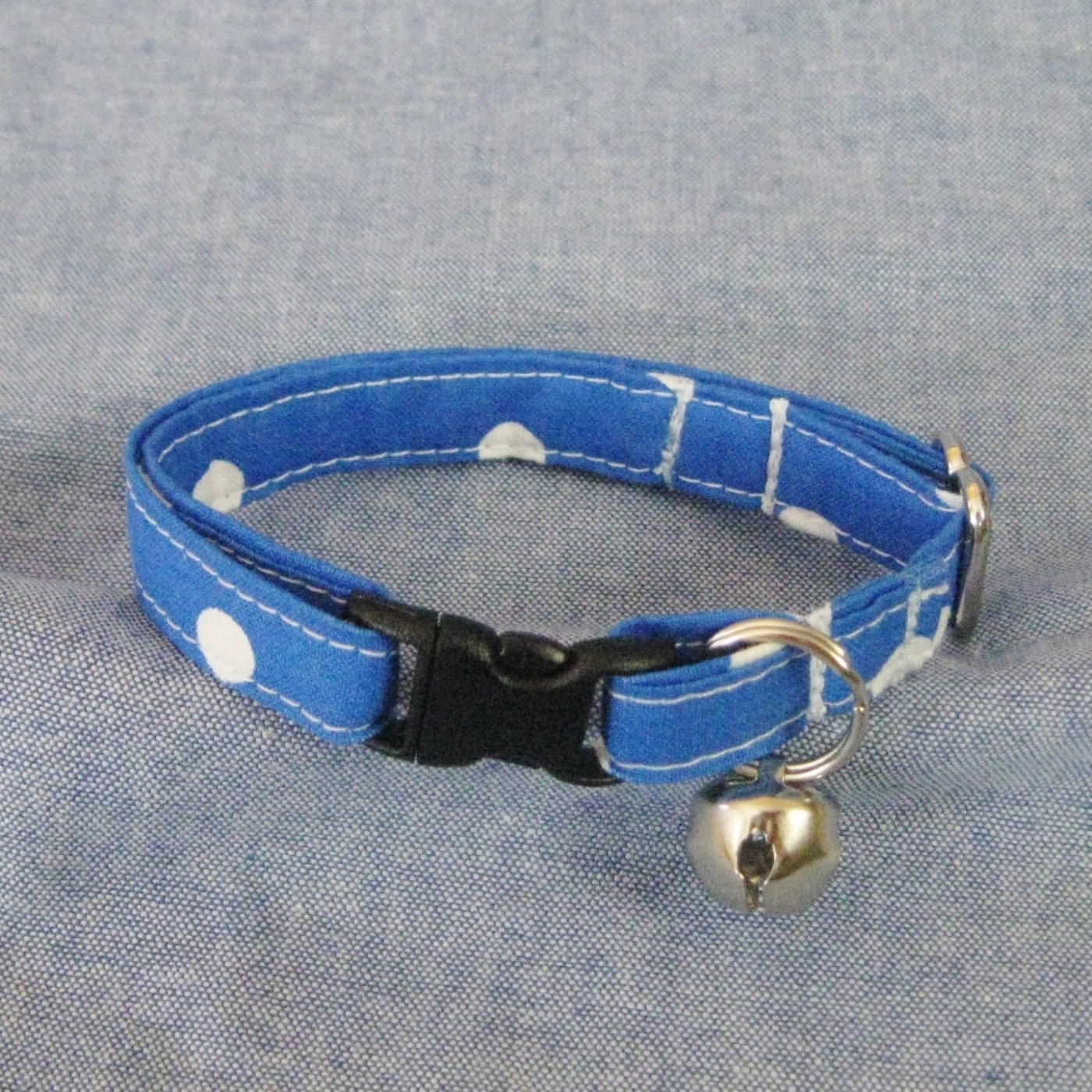 Breakaway Cat Collar for Kittens and Cats Royal Blue and