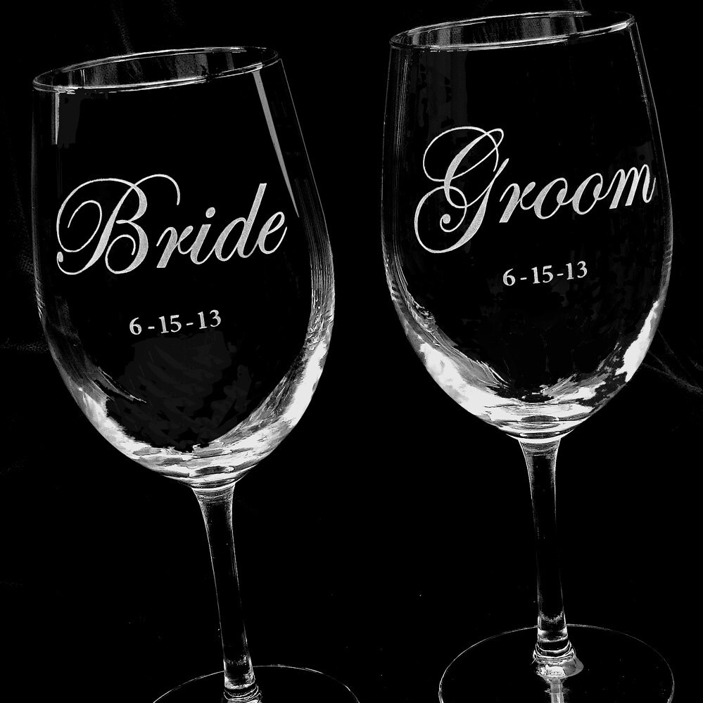 4 Personalized Wine Glasses Wedding Present for by bradgoodell