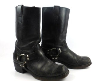 Popular items for harness boot on Etsy