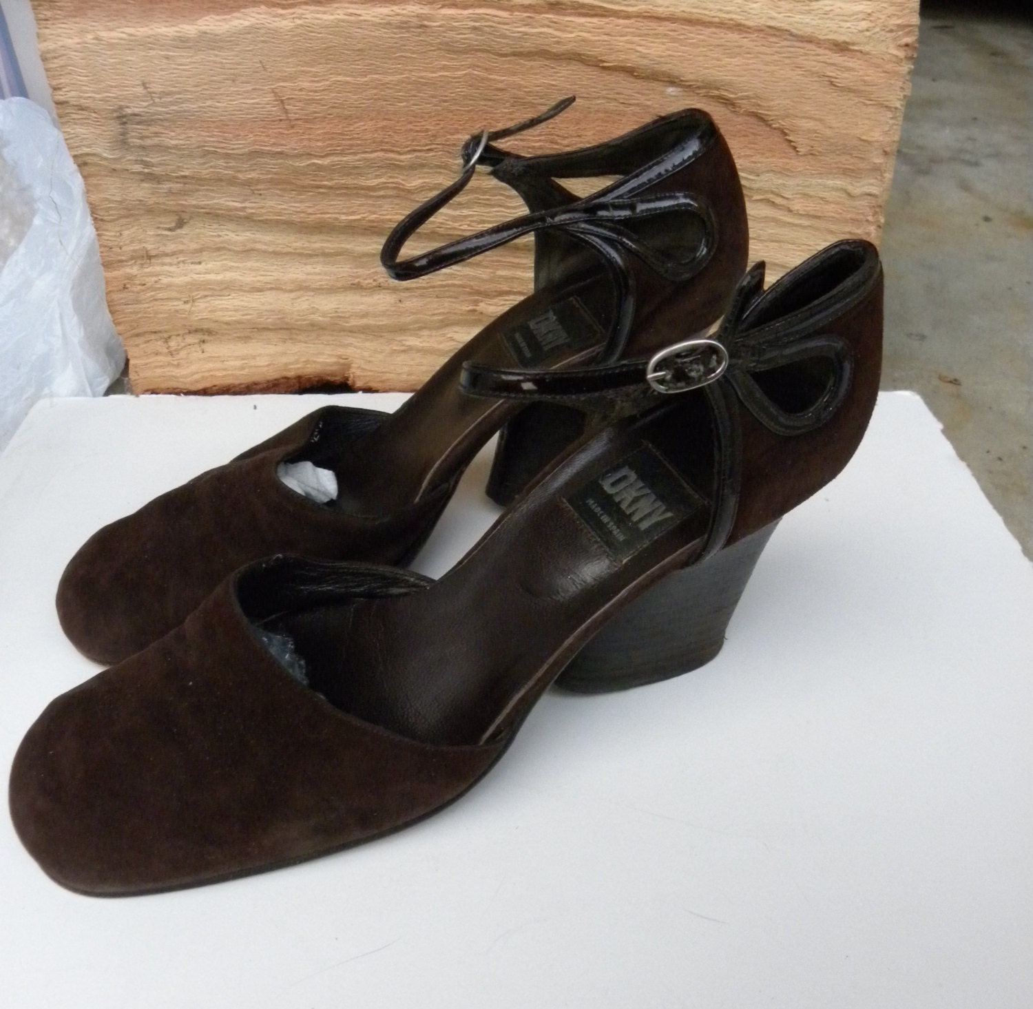  Vintage  Womens  DKNY Mary  Jane  Shoes  Brown Suede 9 Patent