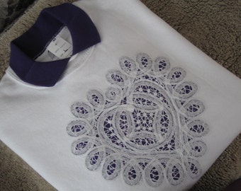 Battenburg Lace Embellished White Sweatshirt with Purple Collar - Large