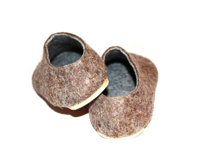 clogs for men, wool slippers, boiled wool shoes, eco friendly wool, rubber soles, minimalist shoes, personalized shoes