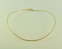 Magnetic Wire Choker Necklace – Black, White, Blue, Wine – 18" Length