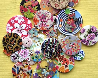 100 Painted Wooden Button Assortment Fabulous Grab Bag - BUT500