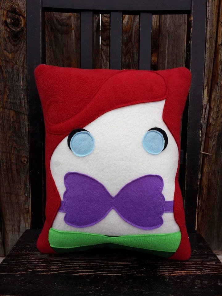 ariel pillow pet