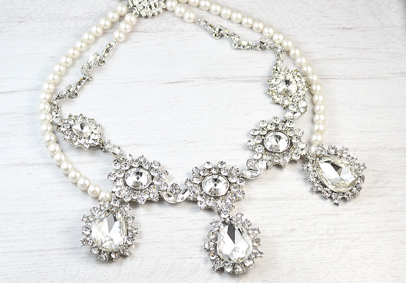 Bridal backdrop necklace. Bridal back necklace. Chunky bridal
