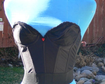 black strapless boned low back corset size 36a