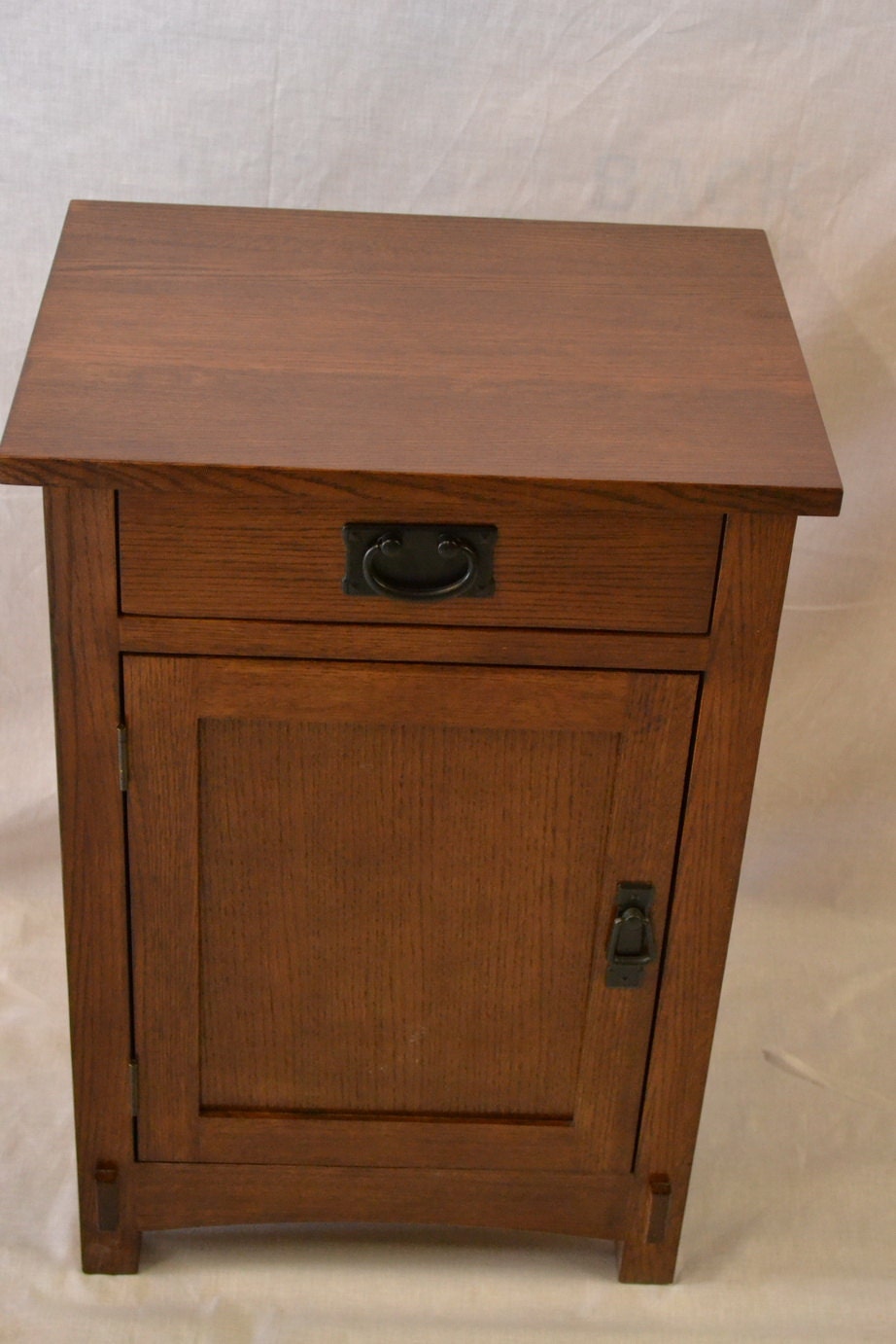 Arts and Crafts Mission Oak Nightstand / End table Haute Juice