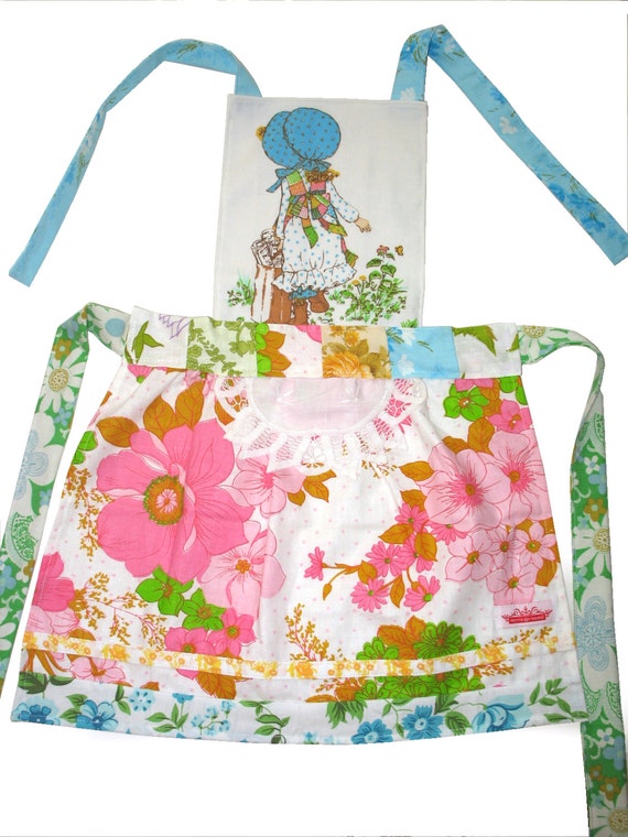  Holly  Hobbie  Girls Vintage Retro Fabric Kitchen  Apron Best