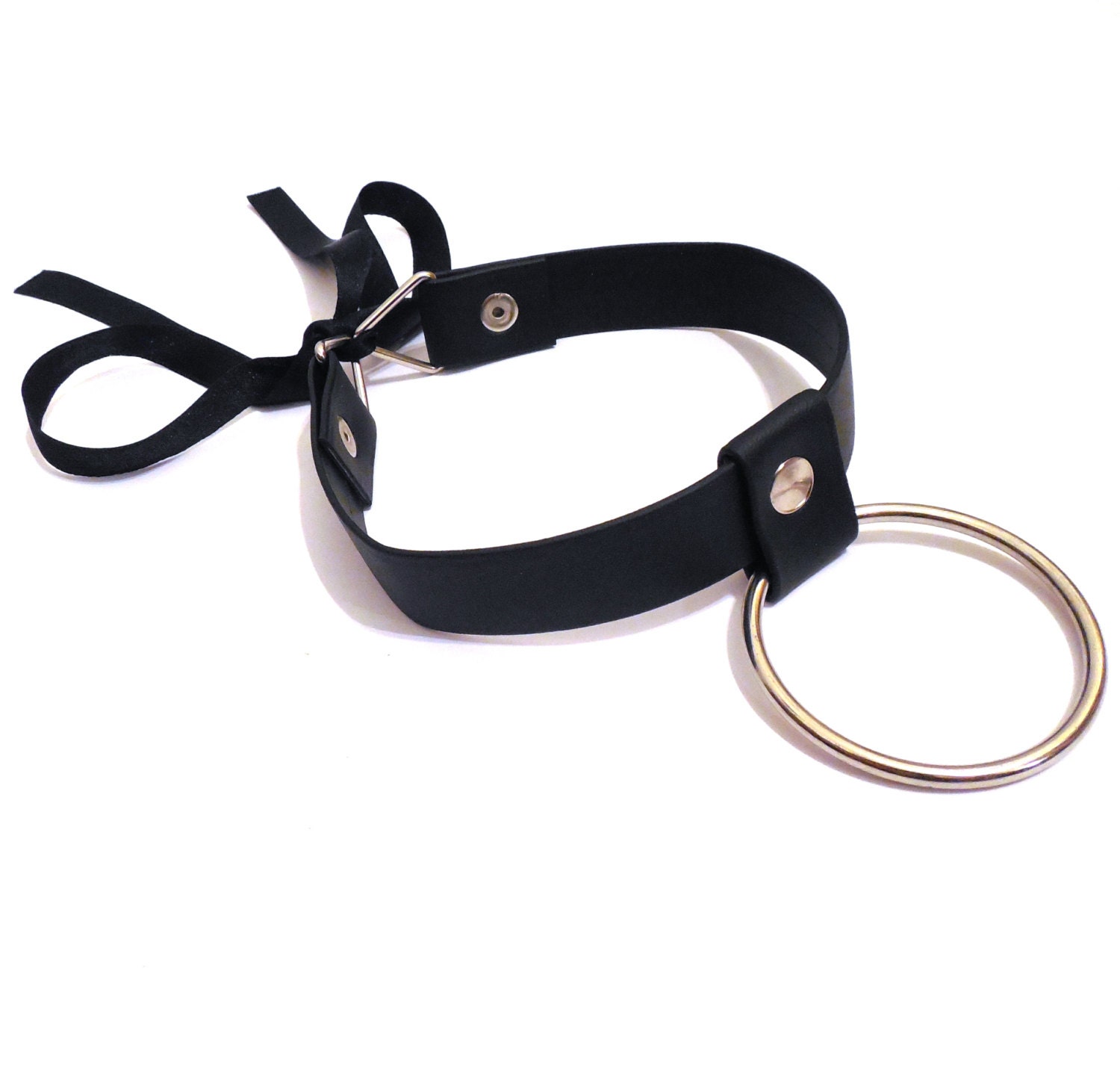 Big O Ring Collar Studded Choker