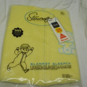 vintage  child&#39;s yellow blanket sleeper footie pajamas size medium 1-2 years