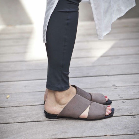 Brown Leather sandals  Brown Leather slippers  Slip on sandals ...